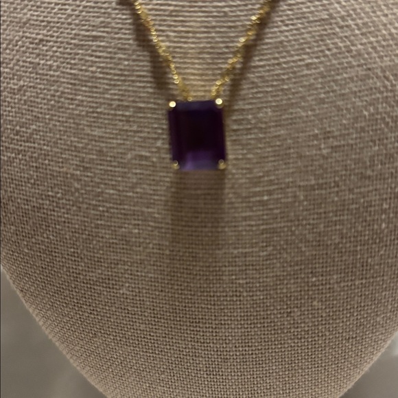 Gold Necklace with Amethyst Pendant - Picture 2 of 7